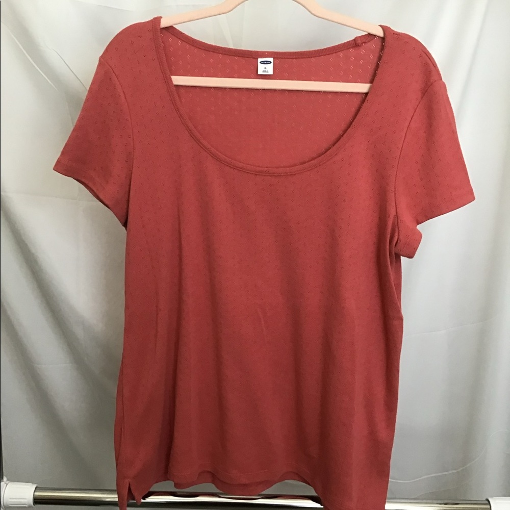 Scoop-neck blouse